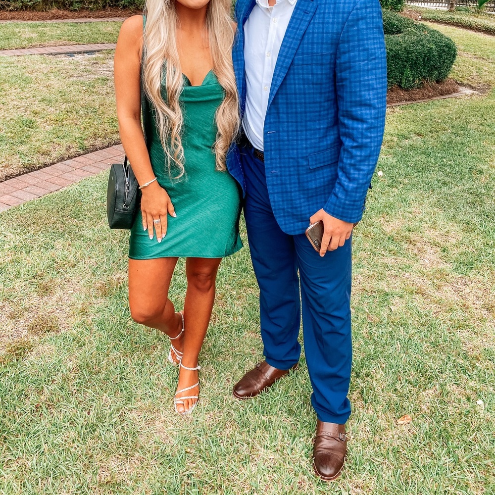 Nasty gal emerald green dress size 4🎄💚✅🍀